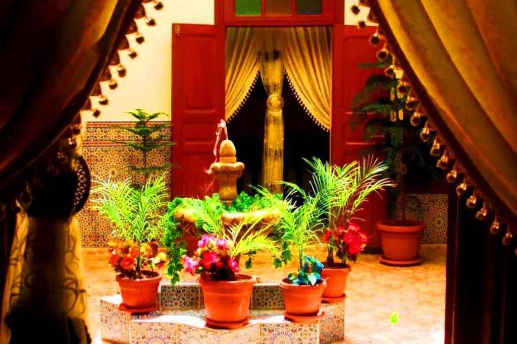 Riad Dar Al Fassia Oujda Exterior photo